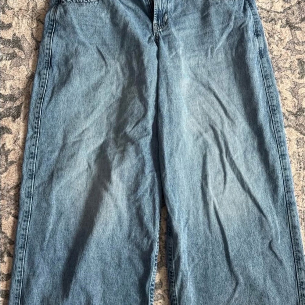 Hollister Women's Low Rise Super Baggy Jeans